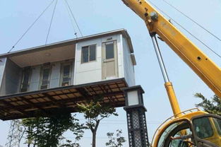 上海吊车租赁与人力装卸搬运服务指南 从50吨到100吨的全方位解决方案